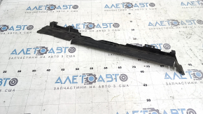 Left radiator deflector for Ford Escape MK4 20-25 hybrid