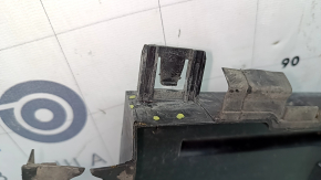 Left radiator deflector for Audi A6 C7 16-16 rest 2.0, broken mount