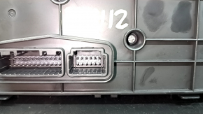 Mazda CX-5 19-22 auto climate control, stains on the screen, scratches