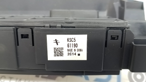Mazda CX-5 19-22 auto climate control, stains on the screen, scratches