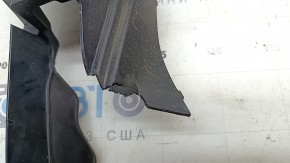 Left hood-wing seal for Volkswagen ID.4 21-22, worn rubber