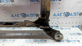 Rear subframe Audi A6 C7 12-18 AWD is rusty, 1 gearbox silent is cracked, 1 silent is torn