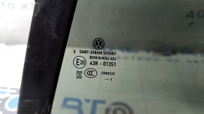 Triangle door glass with seal, rear left, Volkswagen ID.4 21-25, tinted, missing element