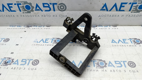 Volkswagen ID.4 21-25 rear warning light bracket crack