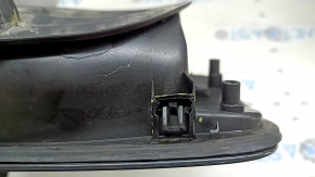 The fuel filler flap and housing of the Audi A6 C7 12-18 has a broken mount.