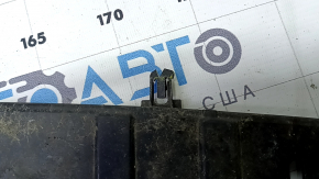Lower radiator deflector for Toyota Prius V 15-17, broken mountings