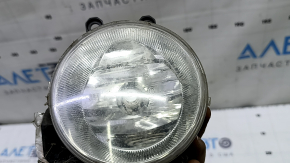 Right fog light for Toyota Prius V 15-17 (sand)
