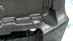 The foam plastic under the Mercedes W167 GLE 350 450 20-23 tool is crushed