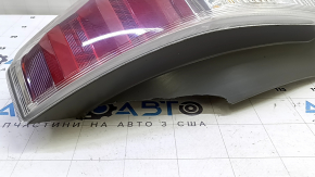 Right headlight for a 2015-2017 Toyota Prius V, broken cover, scratches