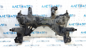 The front subframe of the Jeep Cherokee KL 19-23 2.4 3.2 is dented.