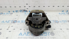 The left engine mount of the Audi A6 C7 12-18 2.0 AWD is cracked.