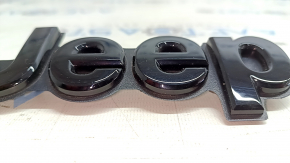 Jeep Compass 21-25 tailgate emblem, gloss black, scratches
