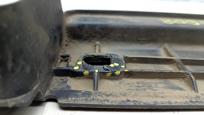 Rear left underbody protection Volkswagen ID.4 21-25, broken fastening