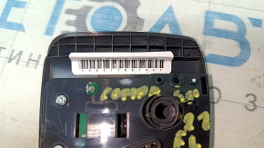 Left-hand steering wheel controls on the back of a Jeep Compass 22-25