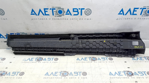 Right trunk floor bracket for Volkswagen ID.4 21-22 is worn