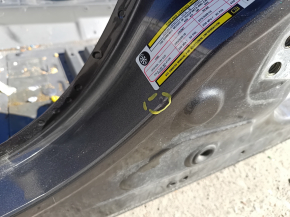 Left central body pillar Jeep Cherokee KL 14-23 on the body, butt