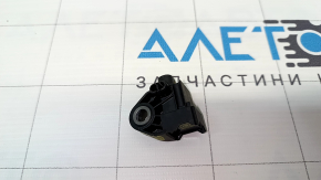 The right center pillar airbag sensor on a 19-22 Kia Forte has a broken mount.