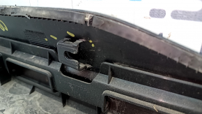 Lower rear right door trim for Honda CRV 23-25, structure with seal, broken fasteners, scratches