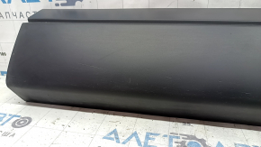 Lower front right door trim for Honda CRV 23-25, structure with seal, broken fasteners, scratches