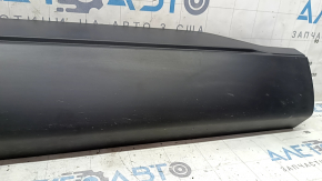 Lower front right door trim for Honda CRV 23-25, structure with seal, broken fasteners, scratches