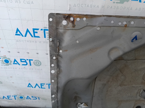 Nissan Rogue Sport 17 trunk trough - on the body