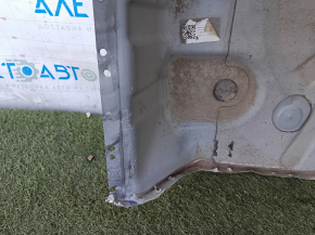 Nissan Rogue Sport 17 trunk trough - on the body
