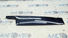 The front left side door trim for Volkswagen ID.4 21-22 is worn out.