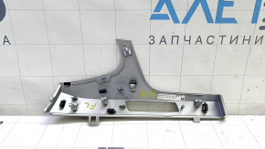 Audi Q7 16-19 driver's left front panel insert, gray, scratched