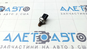 Fuel pressure sensor Alfa Romeo Stelvio 18- 2.0T on the fuel rail