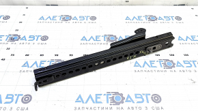 Left passenger seat runner for Audi Q7 16-19 without frame
