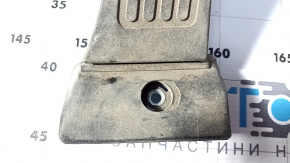 The gas pedal on a 1920 Kia Optima is missing a plug.