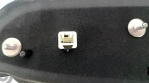 Honda CRV 23-25 right inner tailgate light is worn.