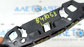 The left front bumper mount for a Ford Escape MK4 2024 is broken.