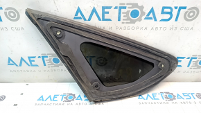 Ford Fusion mk5 13-20 matte rear right window, tint peeling, scratch on molding.