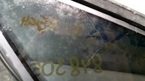 Rear right window with blind glass for Ford Focus mk3 11-18 4d with matte molding, scratches on the glass