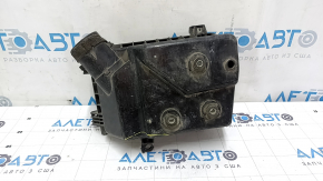 Toyota Camry v40 2.4" air filter housing lower cover cracked