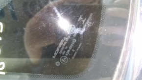 Rear left window, blind glass, Chrysler 200 15-17, chrome, scratches on chrome, scratches on glass