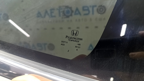 Rear right window, blind glass, Honda CRV 23-25, tinted, chrome, scratches on chrome