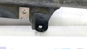 Right door sill protection for Audi Q7 16-25, crack in mounting