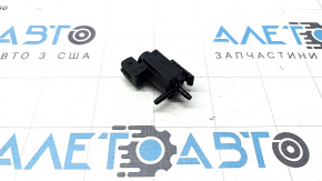 BMW X5 F15 16-18 Plug-in Vacuum Solenoid Valve