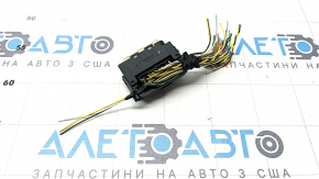 The BMW X5 F15 16-18 engine computer ECU plug-in is large, light, and 42-pin.