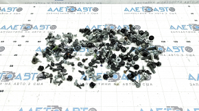 Nissan Rogue 21-23 interior hardware, incomplete