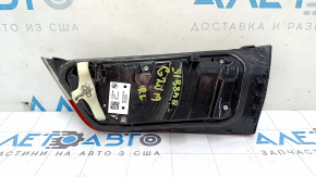 The inner tailgate light, left, BMW 3 G20 19-21, is worn, and has a bump.