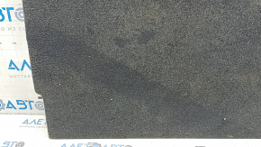 Nissan Rogue 21-24 trunk floor is black, scratches on the handle, needs cleaning