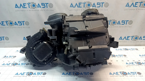 The heater assembly for a Nissan Murano z52 2015-2018 is broken.