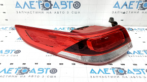 Kia Optima 16-20 outer left fender light scratches