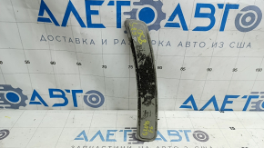 The front bumper reflector, left, BMW 3 G20 19-24, is worn.