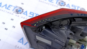 The upper left wing light of a Toyota Prius 50 19-22 is missing a chip, it's chipped