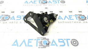 BMW X5 F15 16-18 Plug-in Cooling Pump Bracket (2-Piece)