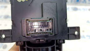 Honda Clarity 18-19 USA gearshifter with worn buttons and scratches